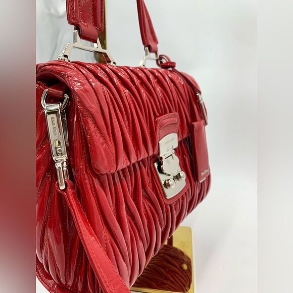 Auth Miu Miu Red Matelasse Enamel Leather 2way Madras Top Handle Handbag - Picture 3 of 16
